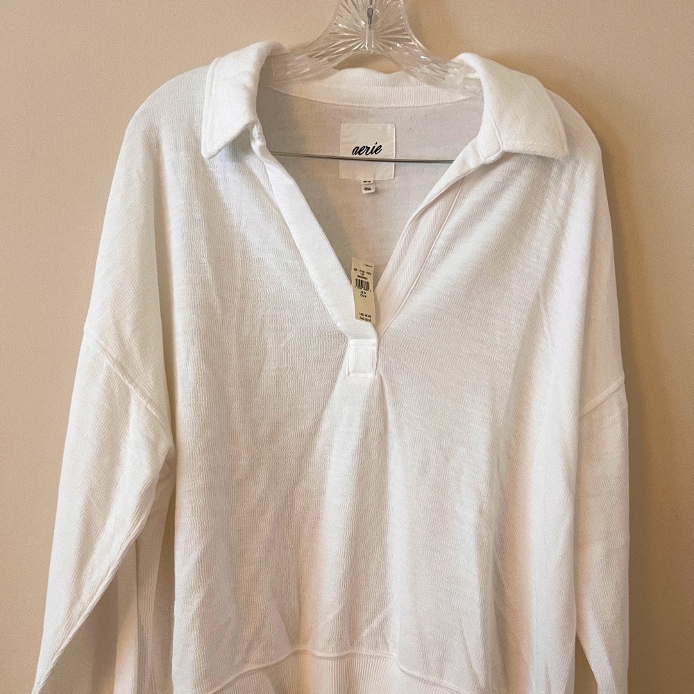 Aerie Casual V neck sweatshirt white size medium